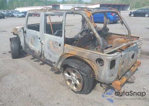 2013 Jeep Wrangler Unlimited Sahara из США, поврежденный, VIN 1C4BJWEG6DL551696